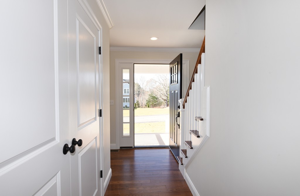 7 Barrows Brook Circle Kingston, MA 02364 - Photo 10 of 17