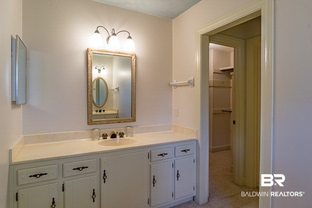 1267 East Spring Valley Drive Mobile, AL 36693 - Photo 18 of 28 Bath