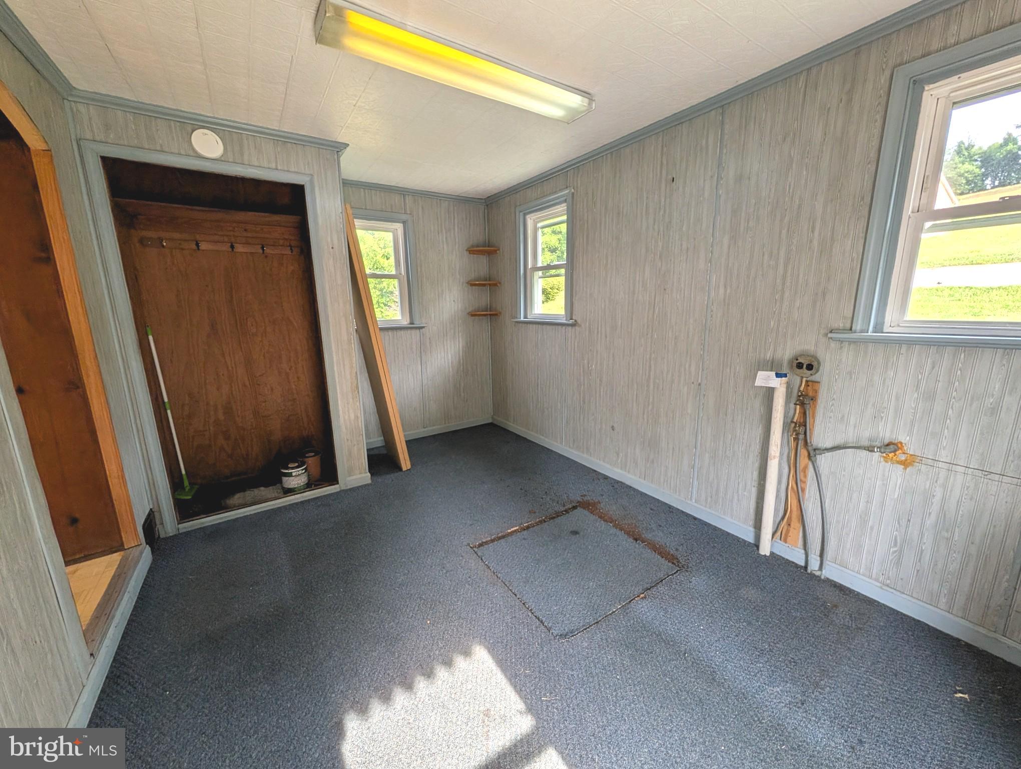 360 School House Road New Providence, PA 17560 - Photo 11 of 21 Laundry Room
