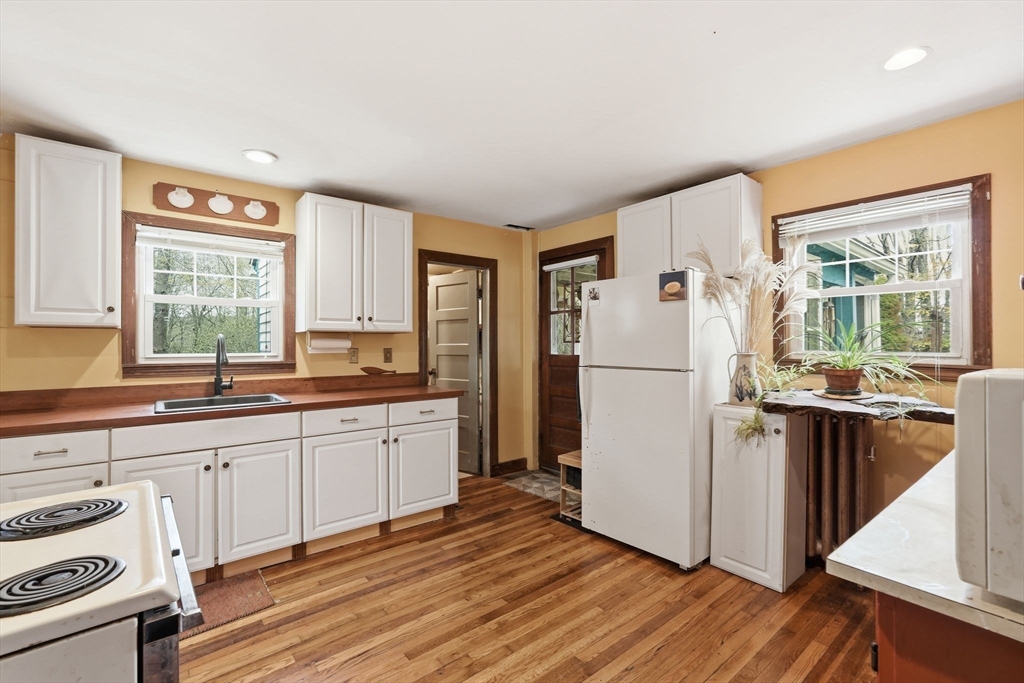 49 Russell Stage Road Blandford, MA 01008 - Photo 17 of 38