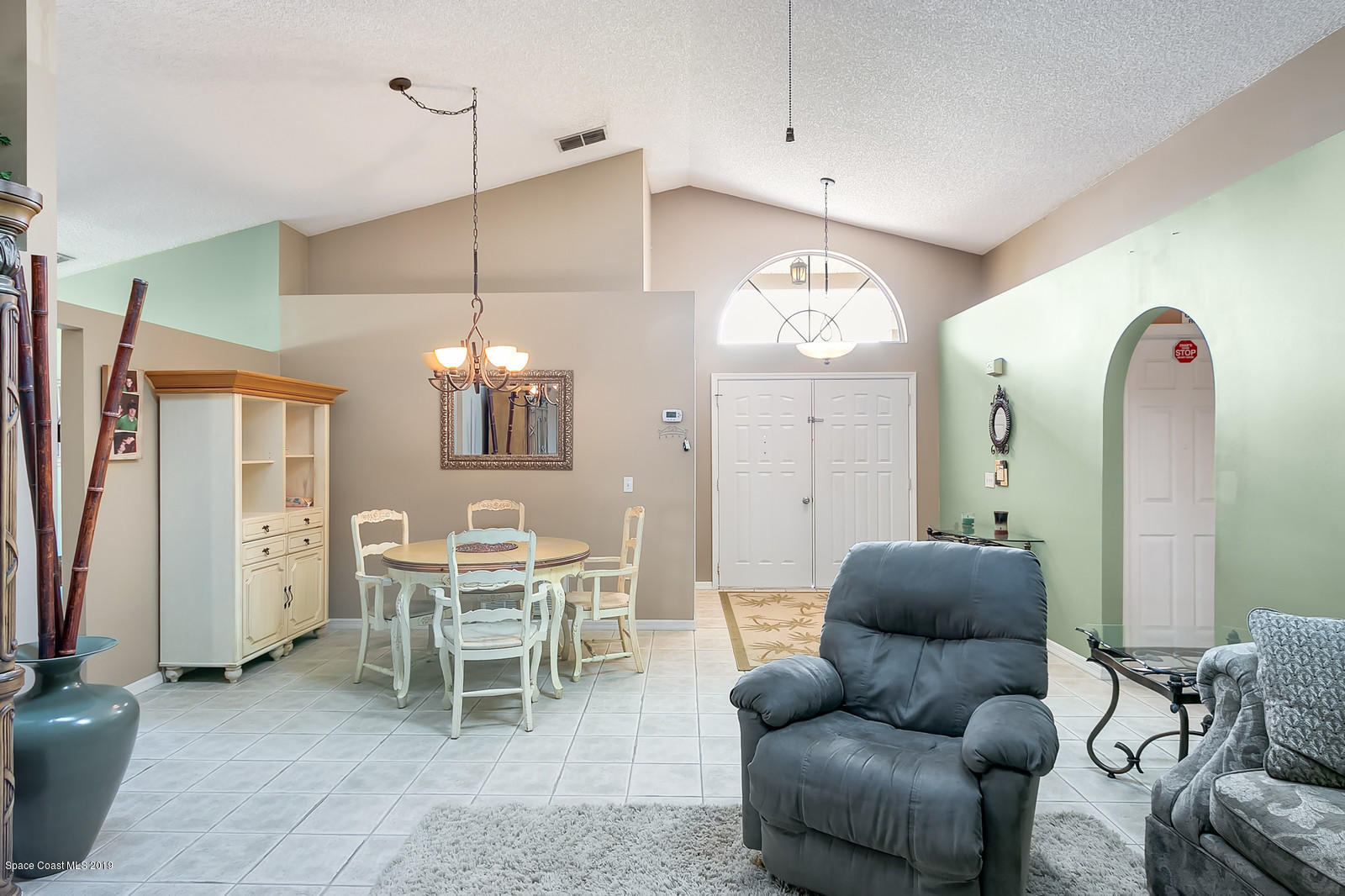196 Oak Lake Road Melbourne, FL 32901 - Photo 13 of 28 24_196OakLake024_mls