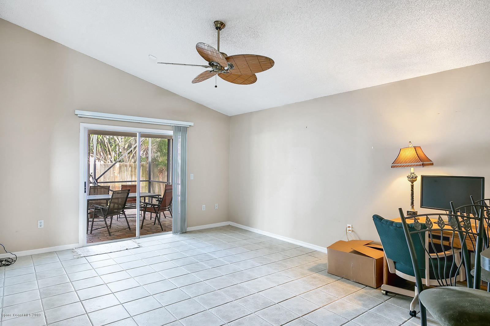 196 Oak Lake Road Melbourne, FL 32901 - Photo 14 of 28 22_196OakLake022_mls