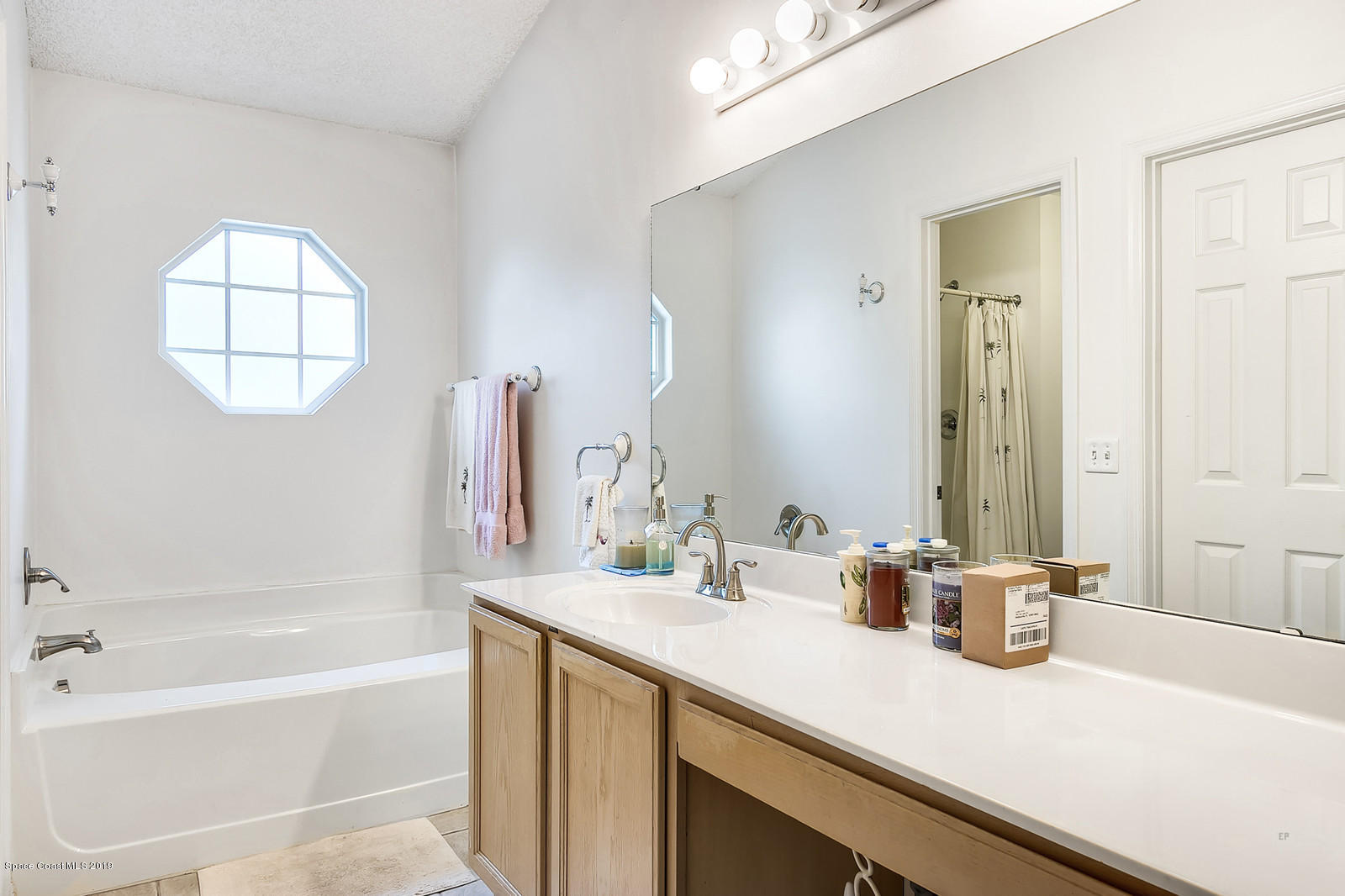196 Oak Lake Road Melbourne, FL 32901 - Photo 27 of 28 21_196OakLake021_mls
