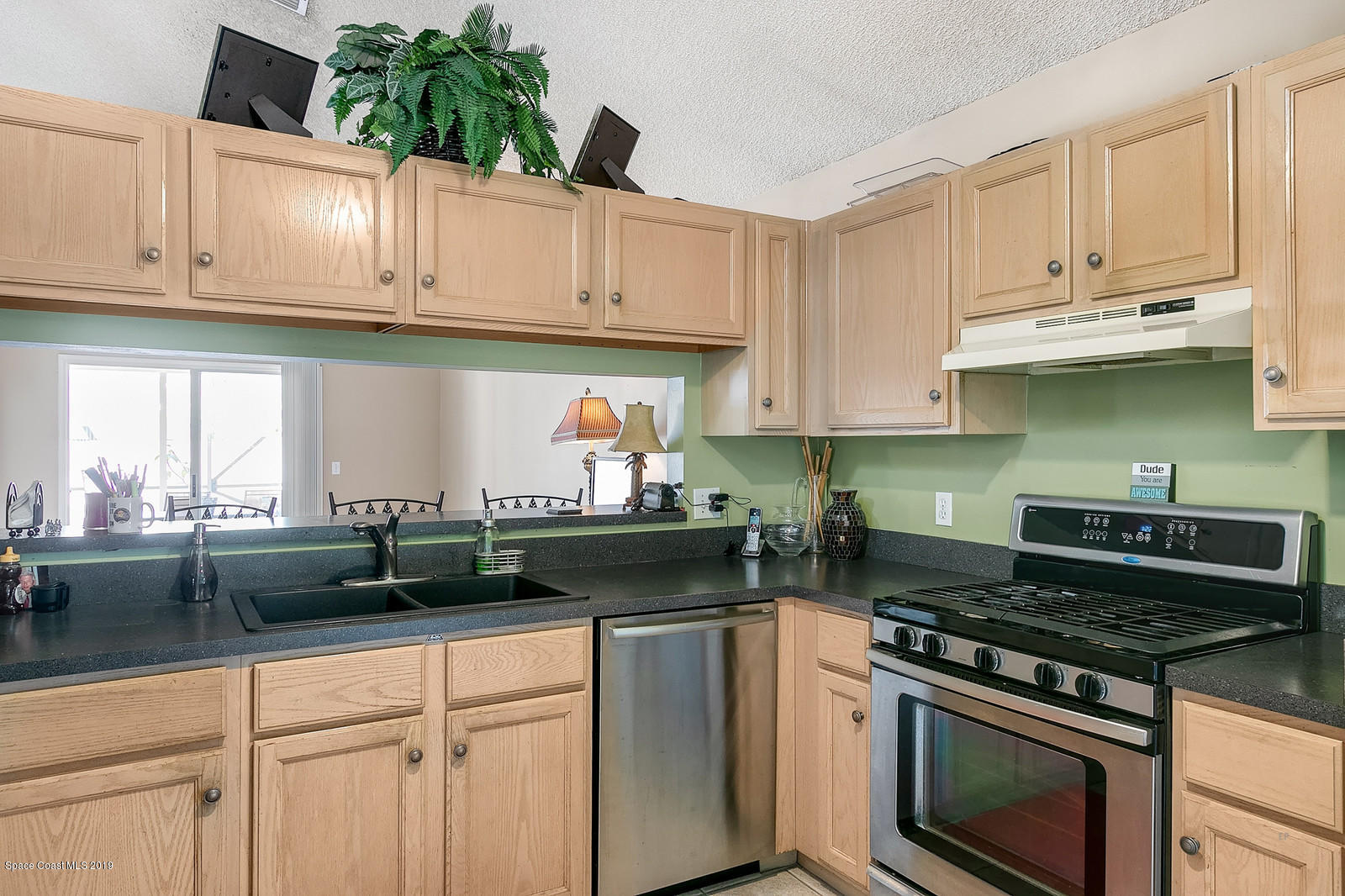 196 Oak Lake Road Melbourne, FL 32901 - Photo 4 of 28 30_196OakLake030_mls