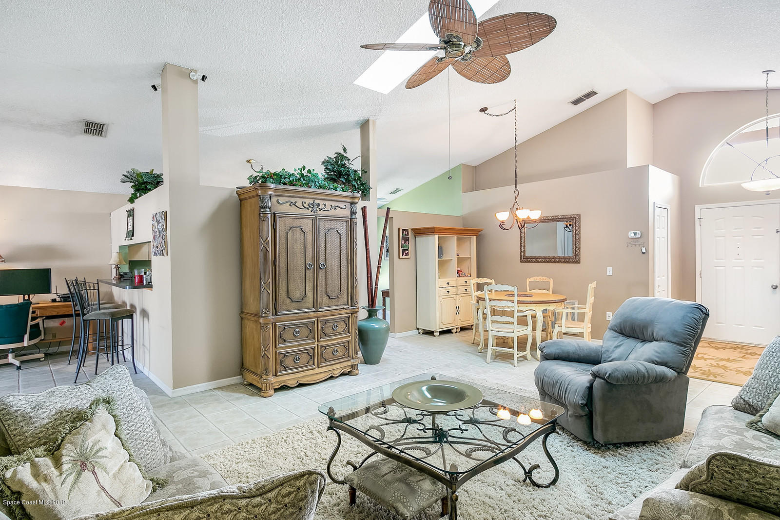 196 Oak Lake Road Melbourne, FL 32901 - Photo 6 of 28 17_196OakLake017_mls