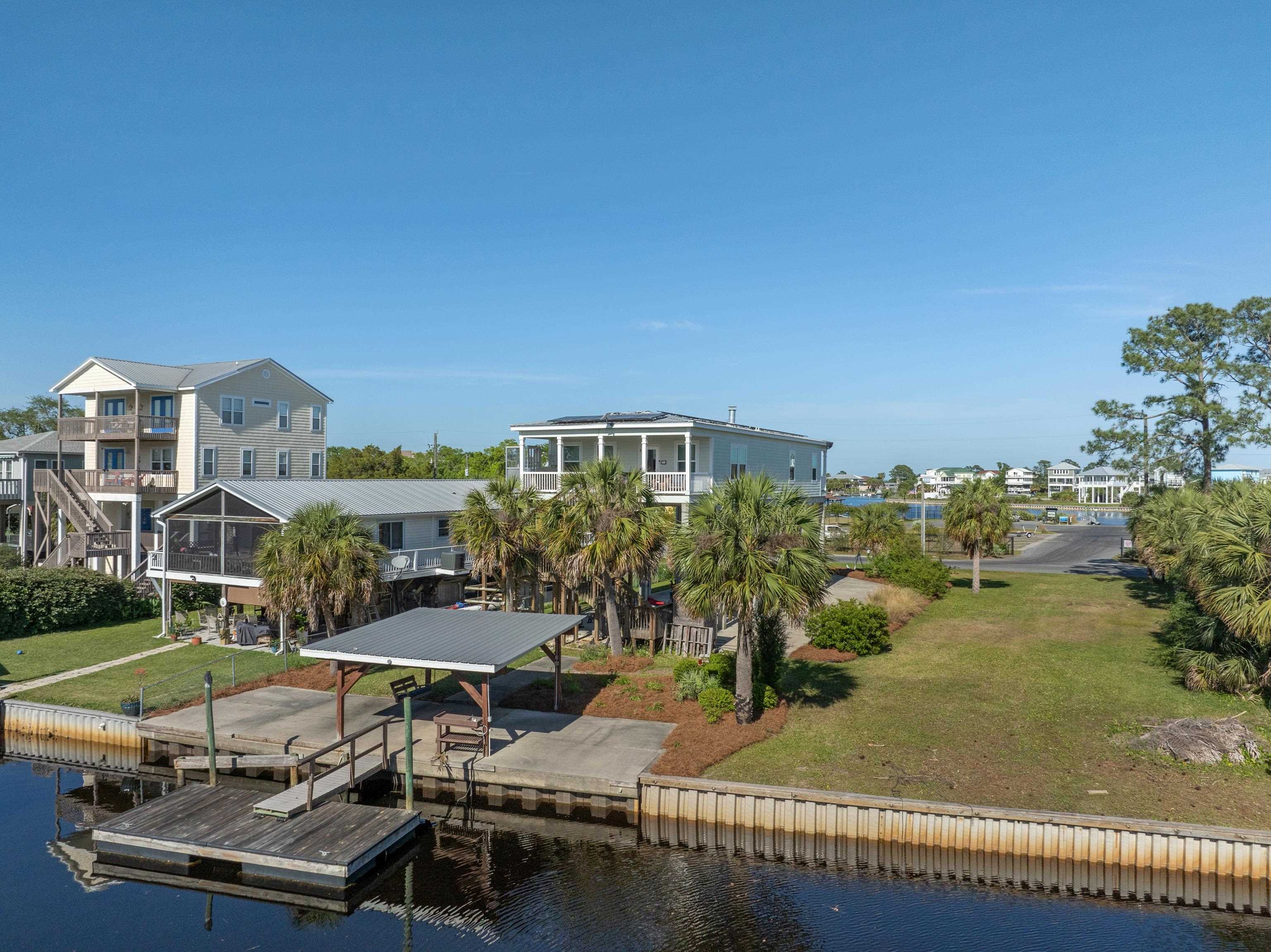 1548 Shell Point Road Crawfordville, FL 32327 - Photo 2 of 31