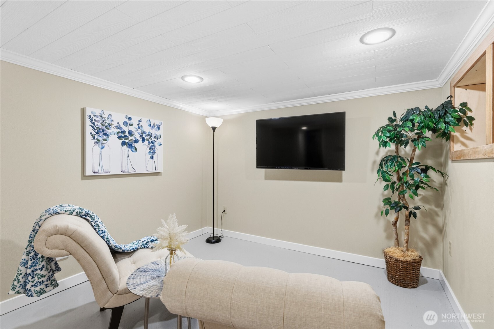 2300 Northeast 8th Place Renton, WA 98056 - Photo 19 of 35