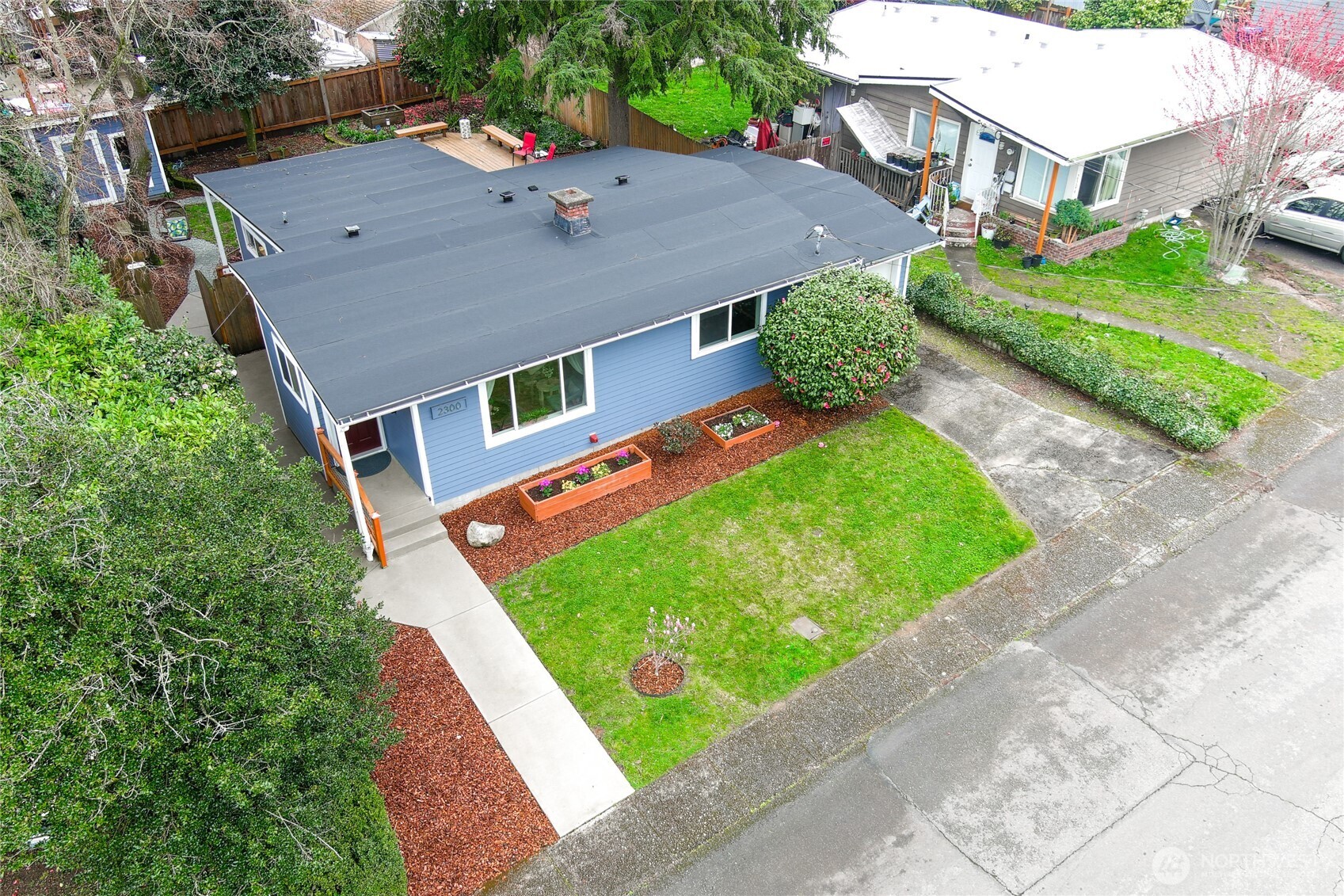 2300 Northeast 8th Place Renton, WA 98056 - Photo 25 of 35