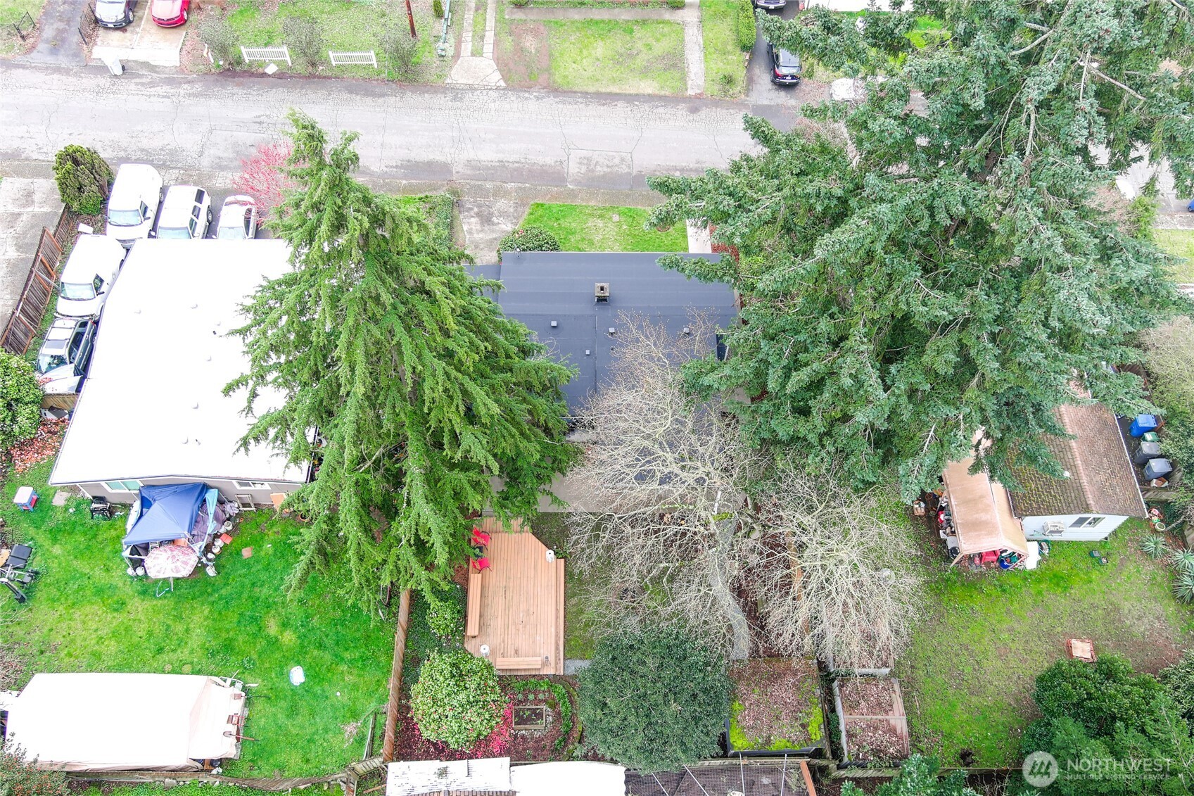 2300 Northeast 8th Place Renton, WA 98056 - Photo 32 of 35