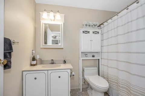 $439,900 | 220 Fellsview Terrace, Unit 223, Stoneham, MA 02180