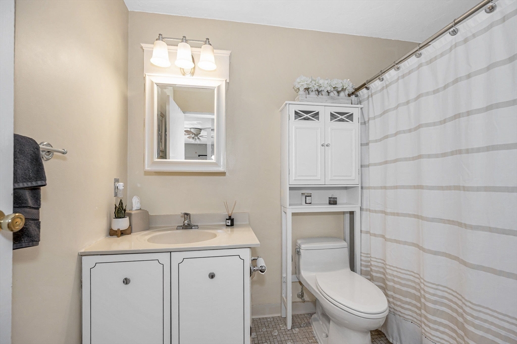 220 Fellsview Terrace, Unit 223 Stoneham, MA 02180 - Photo 13 of 27