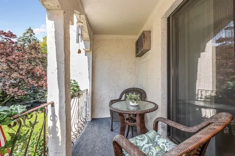 $439,900 | 220 Fellsview Terrace, Unit 223, Stoneham, MA 02180