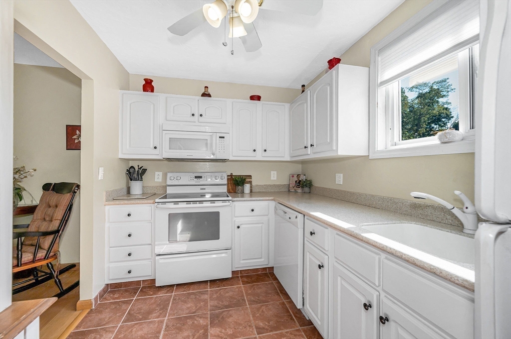 220 Fellsview Terrace, Unit 223 Stoneham, MA 02180 - Photo 8 of 27