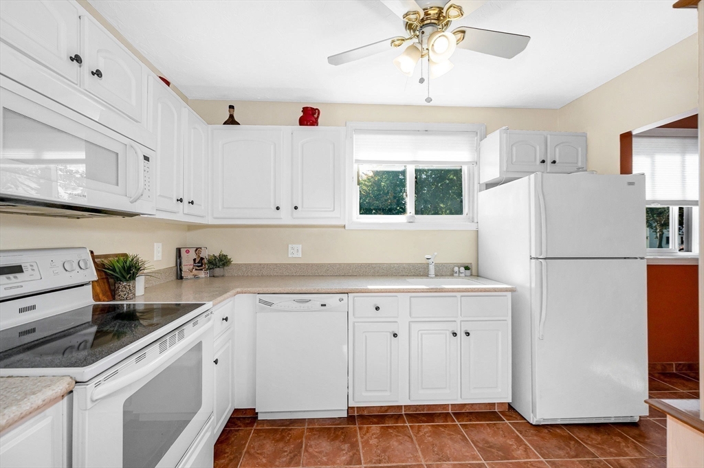 220 Fellsview Terrace, Unit 223 Stoneham, MA 02180 - Photo 9 of 27