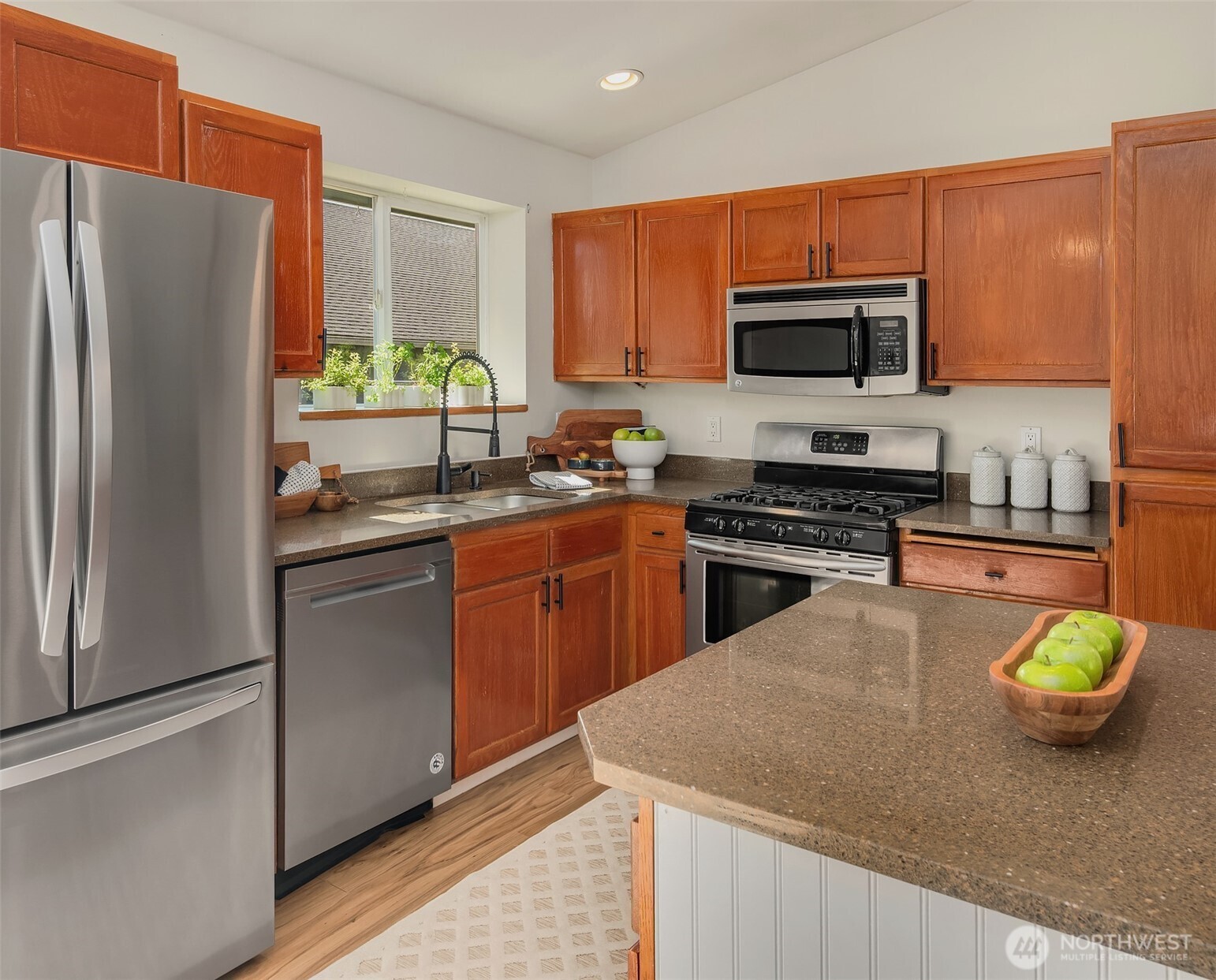 17342 Mountain View Road Southeast Monroe, WA 98272 - Photo 9 of 27 Gallery Image 9