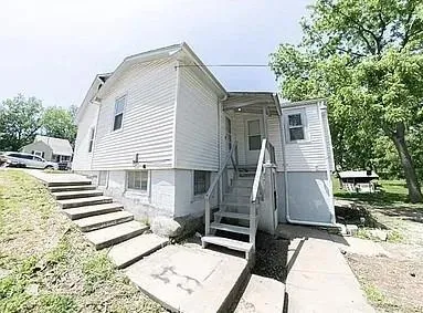 $269,000 | 417 Jackson Street, Warrensburg, MO 64093
