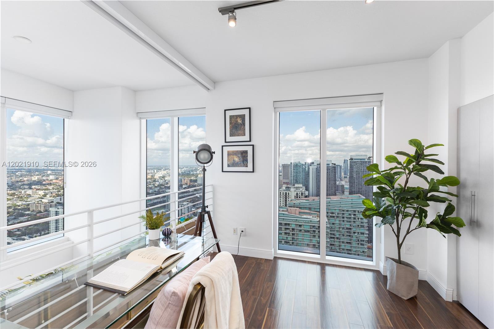 60 Southwest 13th Street, Unit 4613 Miami, FL 33130 - Photo 17 of 49