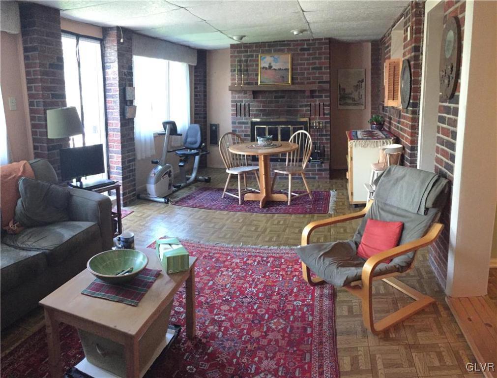 3055 Devonshire Road Allentown, PA 18103 - Photo 9 of 14 Gallery Image 9
