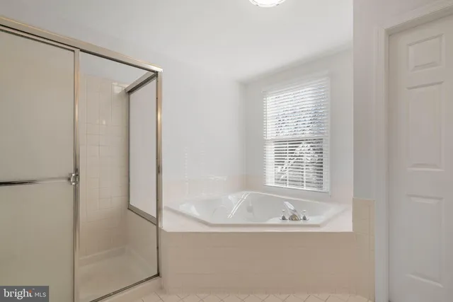 $935,000 | 20913 Solomons Court, Sterling, VA 20165