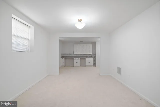 $935,000 | 20913 Solomons Court, Sterling, VA 20165