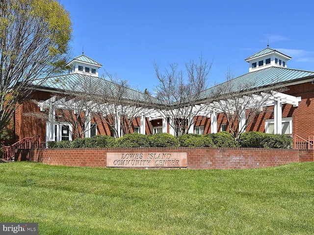 $935,000 | 20913 Solomons Court, Sterling, VA 20165