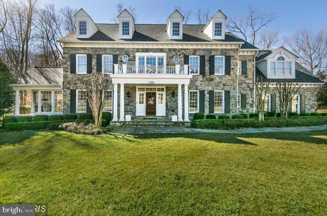 $935,000 | 20913 Solomons Court, Sterling, VA 20165