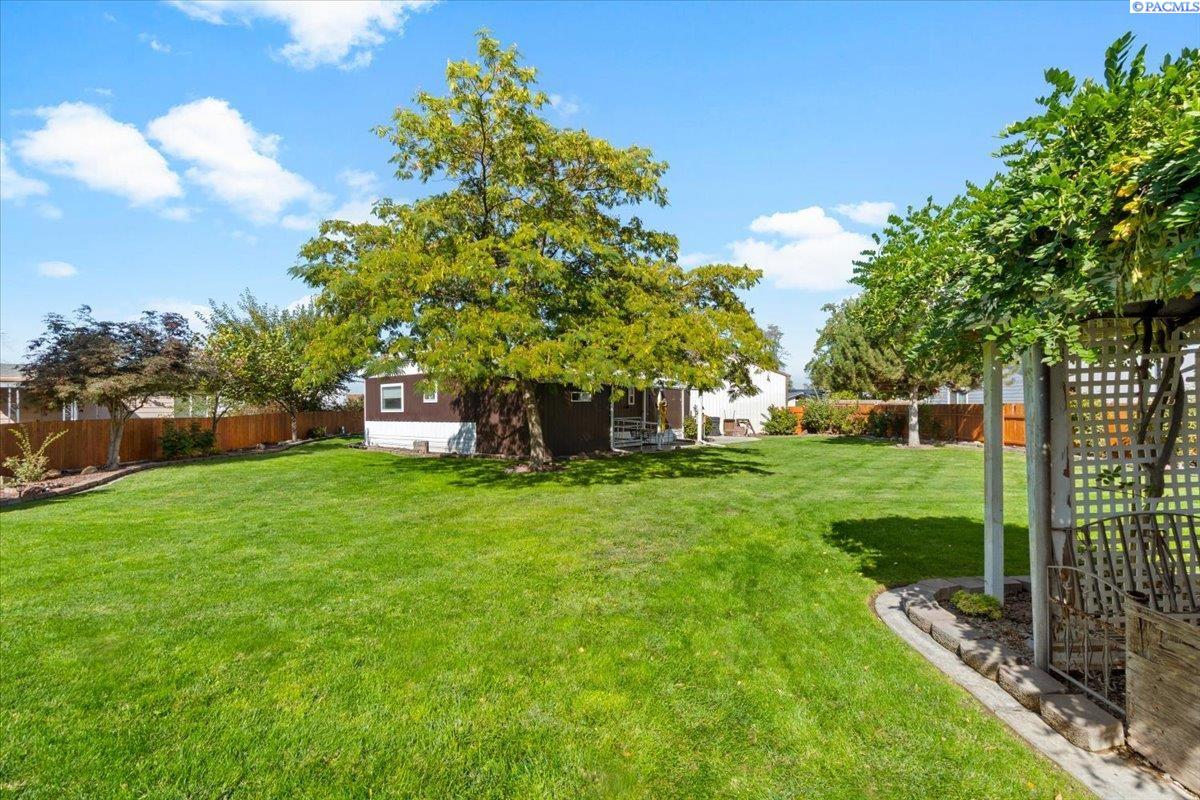 47 Robin Road Burbank, WA 99323 - Photo 11 of 36 Gallery Image 11