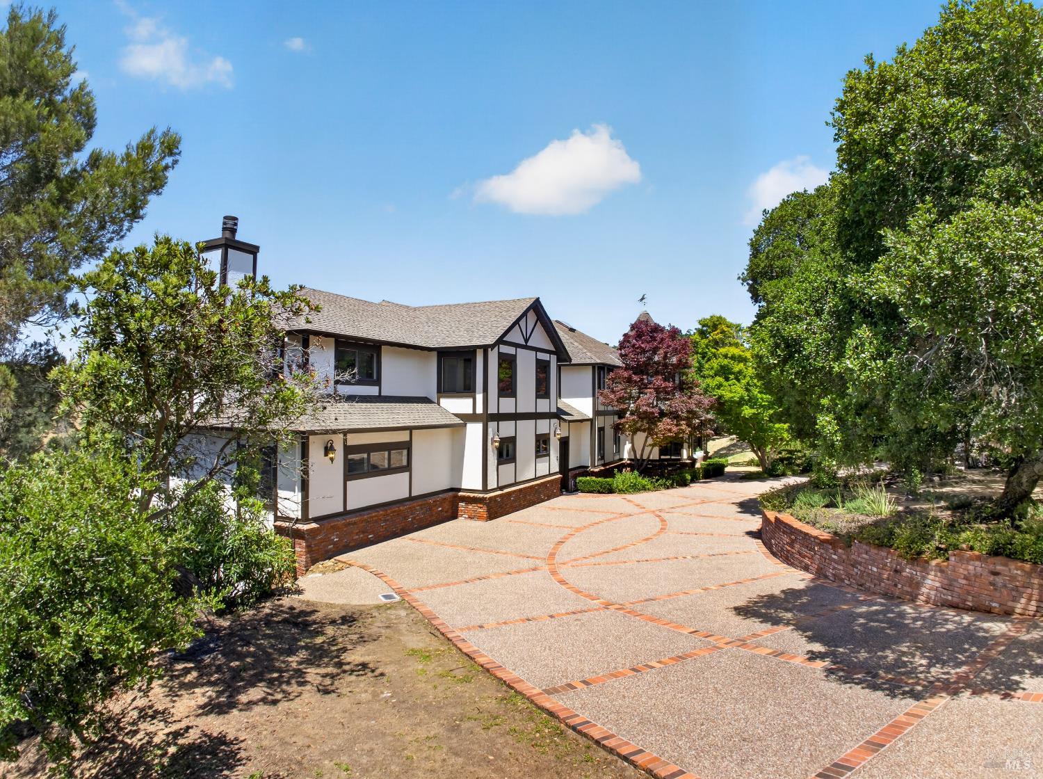 10 Lockton Lane Novato, CA 94945 - Photo 64 of 68 Broad driveway and front approach offering generous guest parking and a substantial sense of arrival.