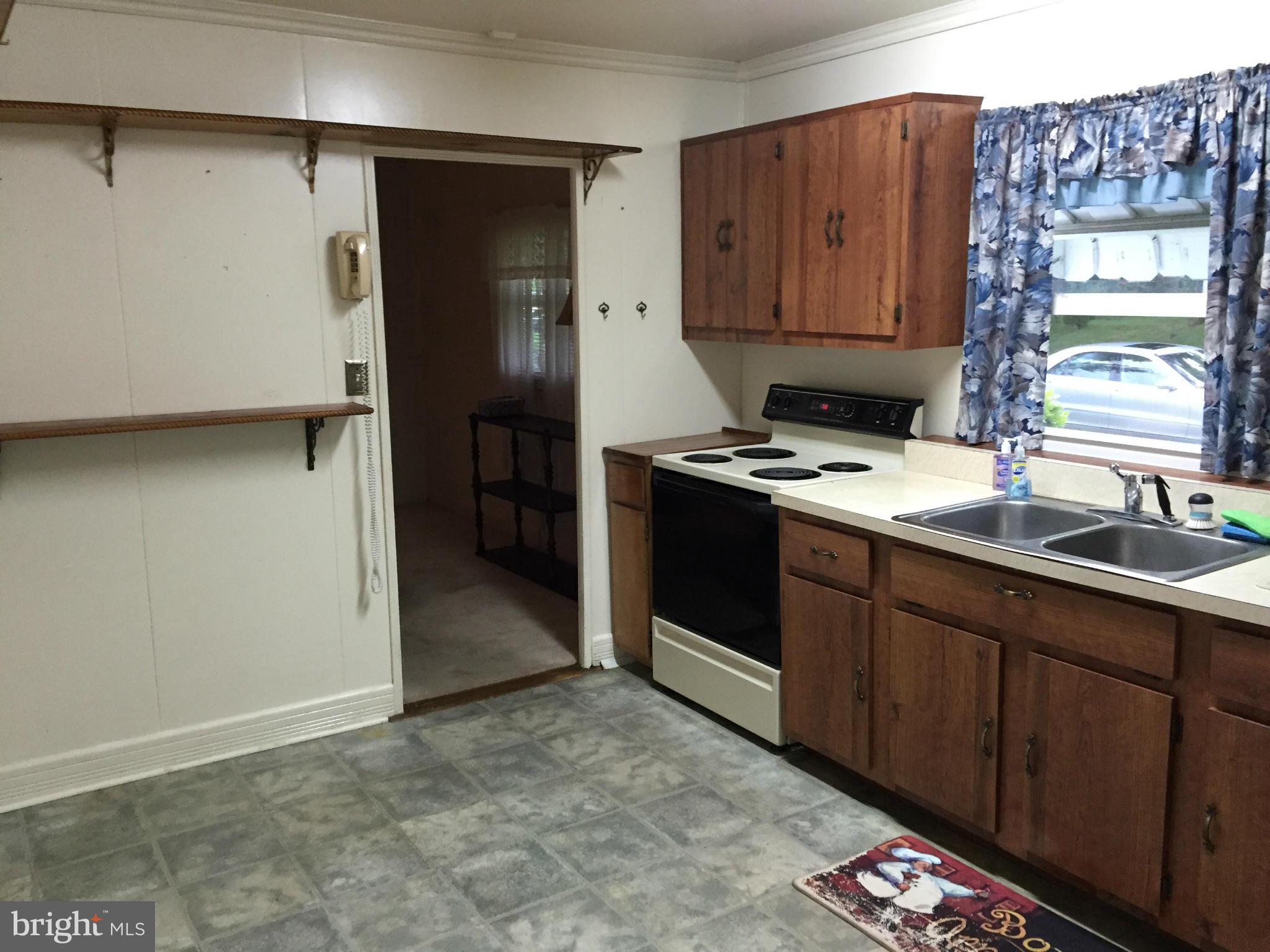 1508 Gleason Street Silver Spring, MD 20902 - Photo 13 of 28 Kitchen