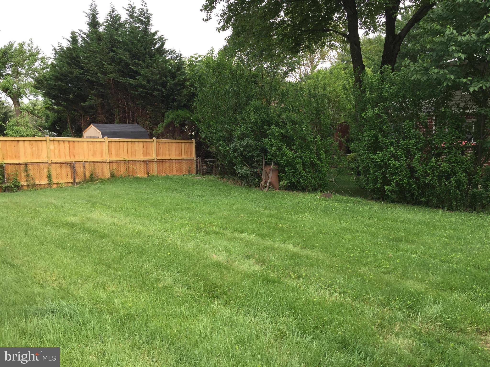 1508 Gleason Street Silver Spring, MD 20902 - Photo 6 of 28 Large fenced yard