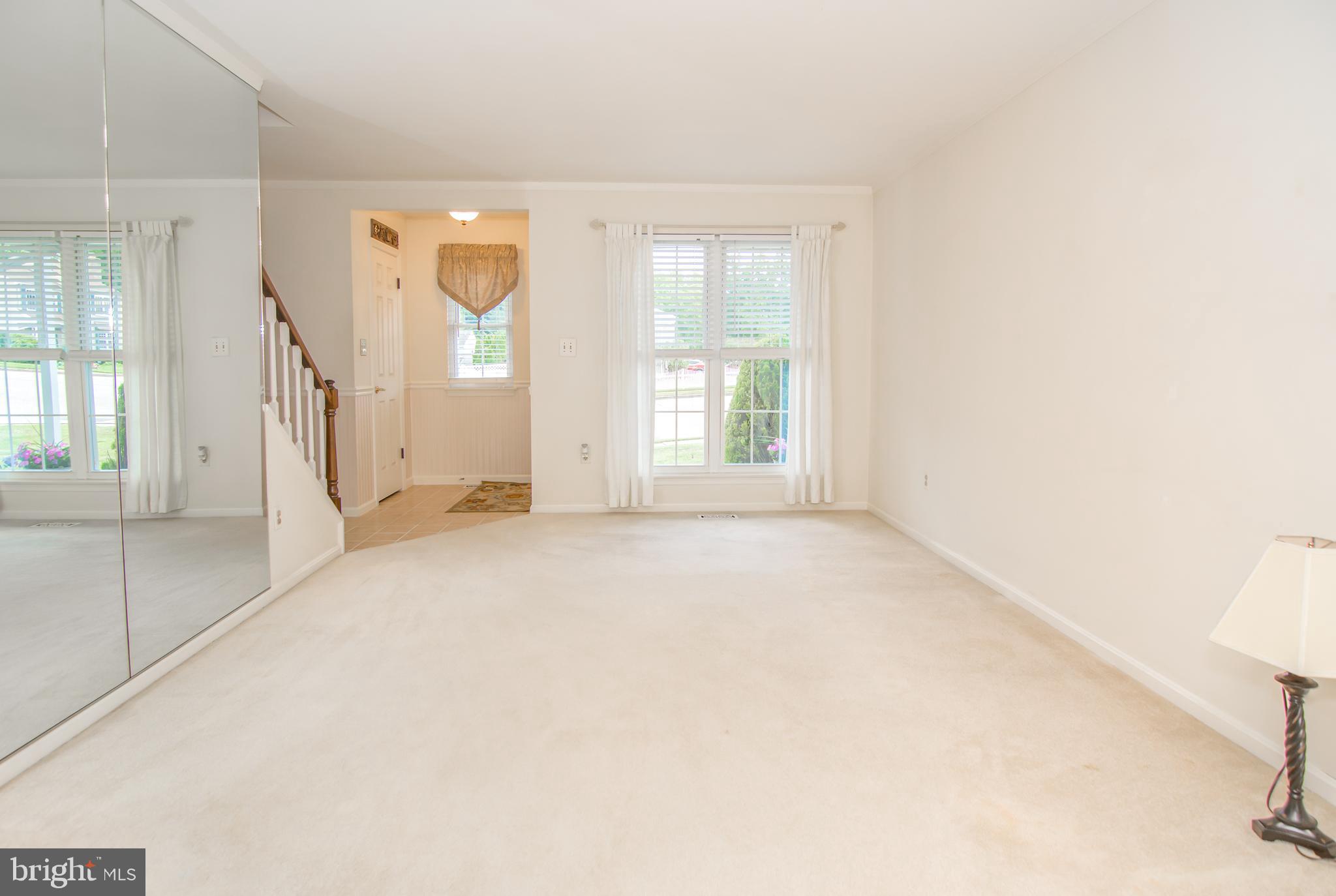 9400 Gunview Road Baltimore, MD 21236 - Photo 13 of 33