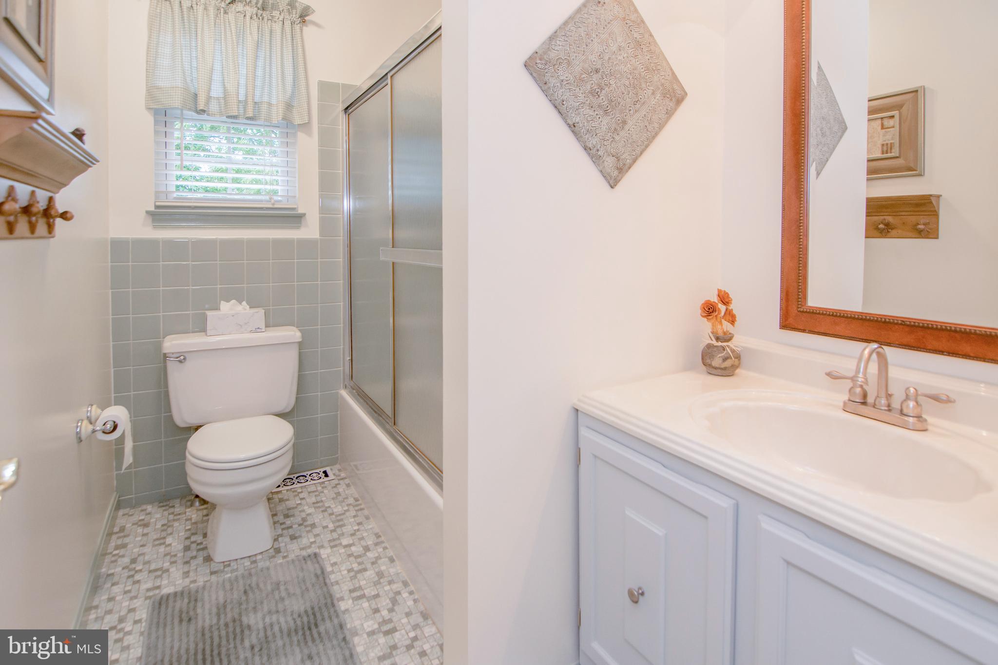 9400 Gunview Road Baltimore, MD 21236 - Photo 22 of 33