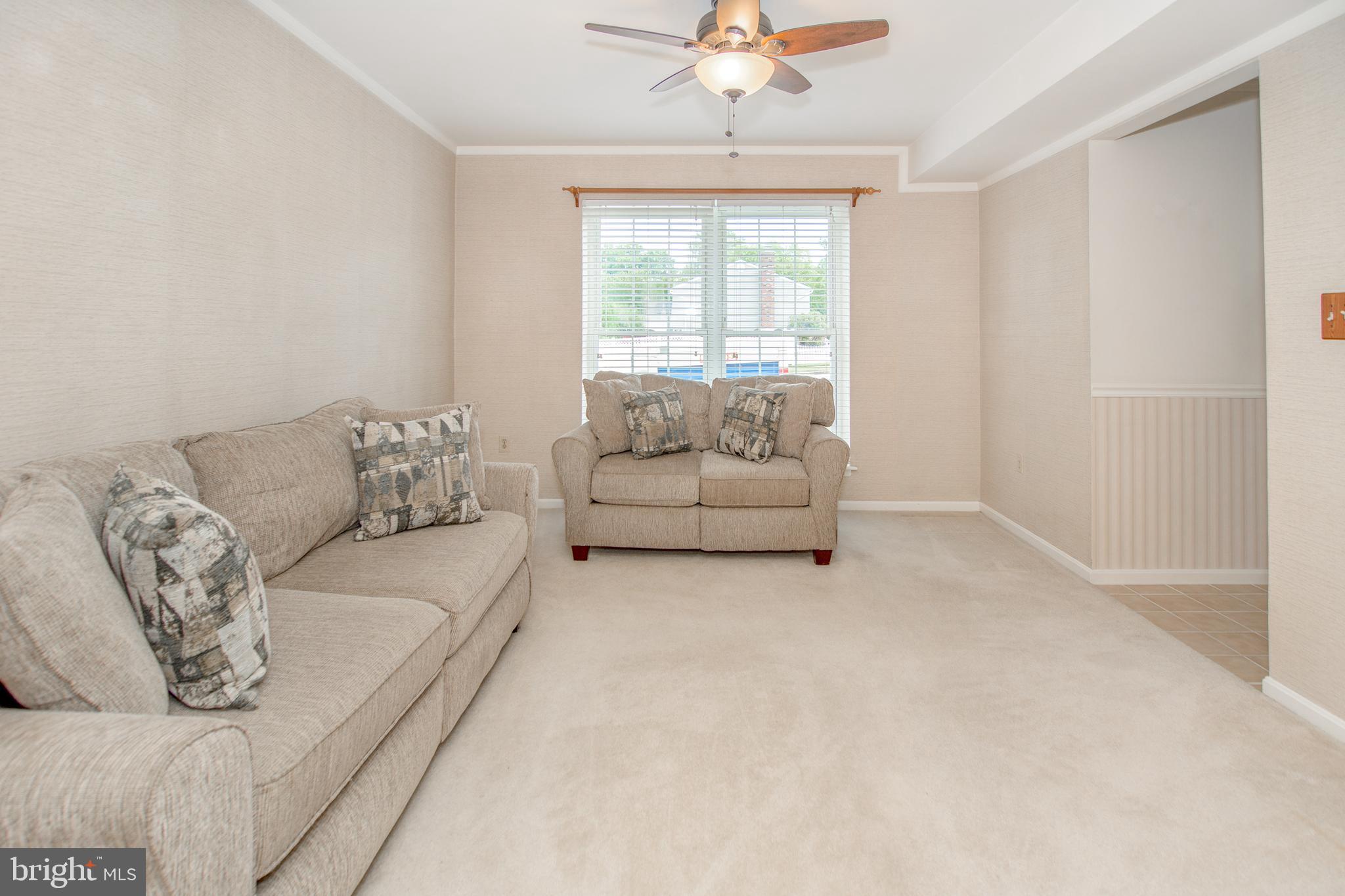 9400 Gunview Road Baltimore, MD 21236 - Photo 6 of 33