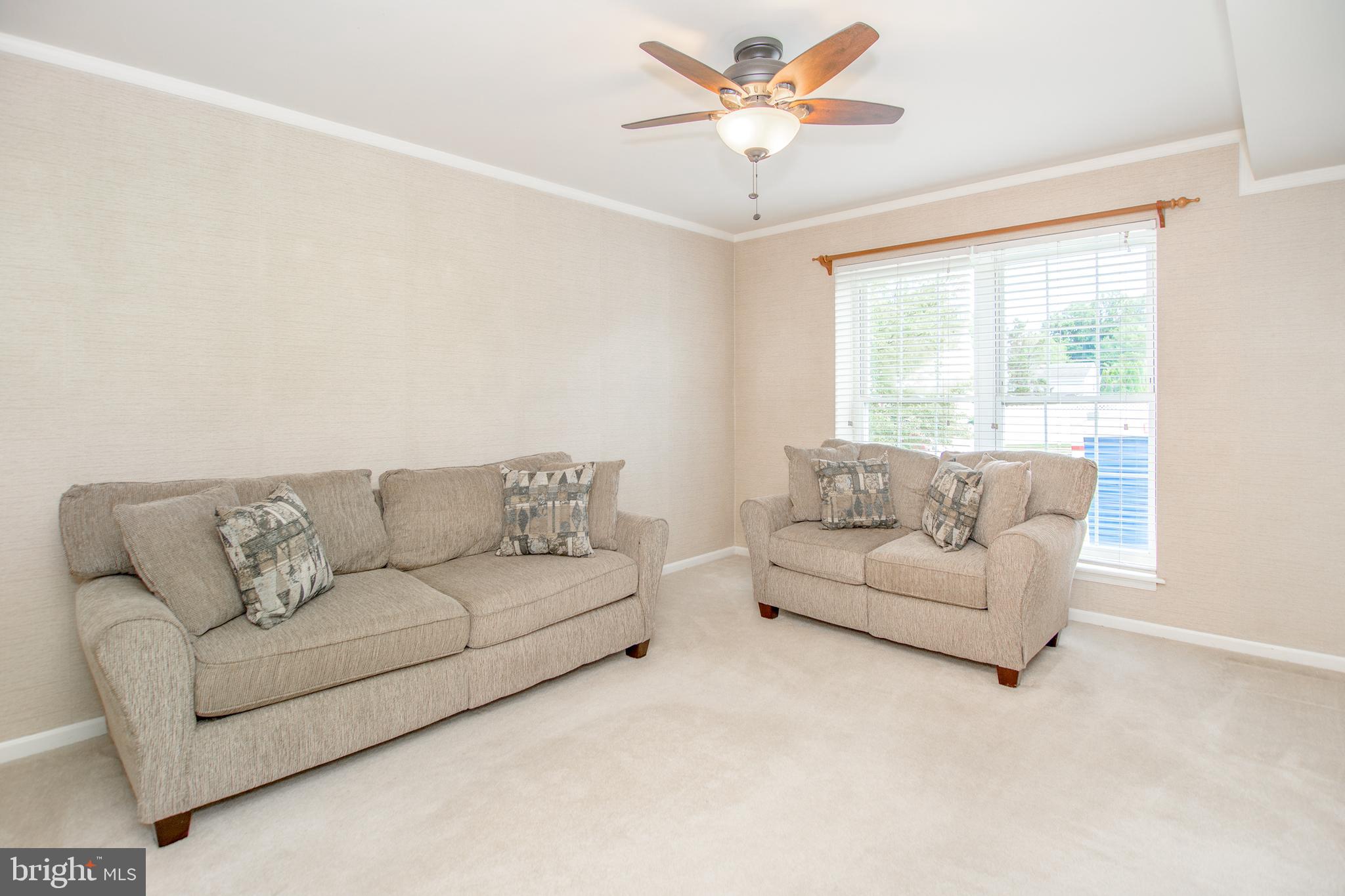 9400 Gunview Road Baltimore, MD 21236 - Photo 7 of 33