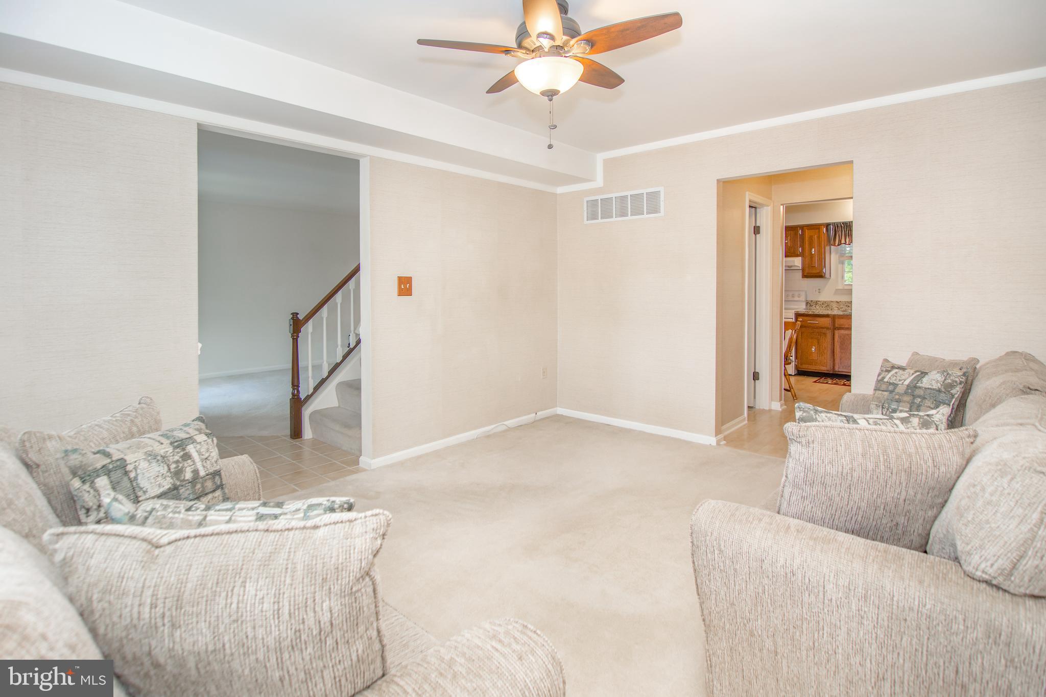 9400 Gunview Road Baltimore, MD 21236 - Photo 9 of 33