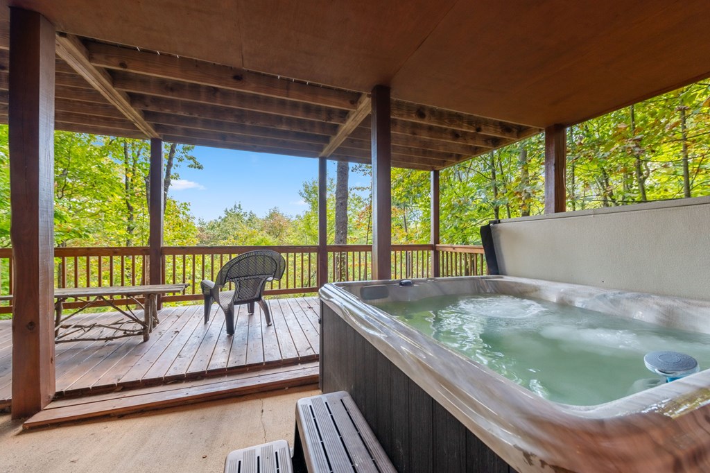 293 Broken Arrow Path Blue Ridge, GA 30513 - Photo 40 of 48 a view of sitting space in balcony