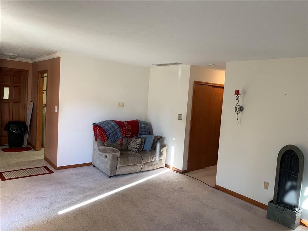 5846 South Franklin Road Indianapolis, IN 46239 - Photo 3 of 24 Gallery Image 3