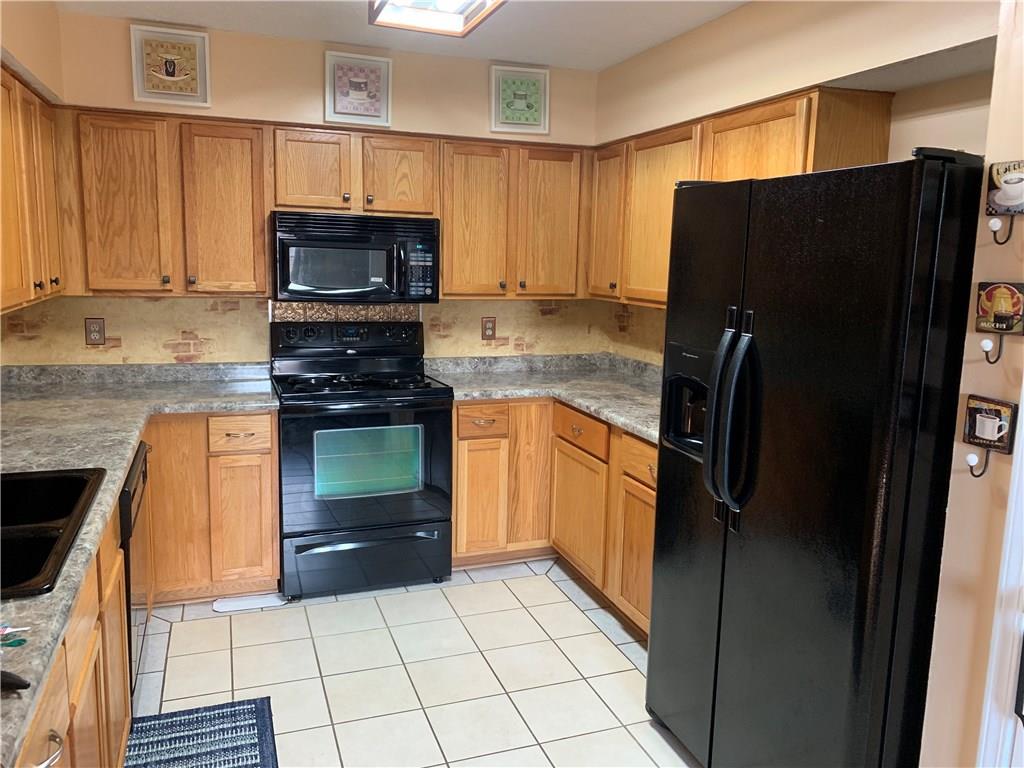 5846 South Franklin Road Indianapolis, IN 46239 - Photo 4 of 24 Gallery Image 4