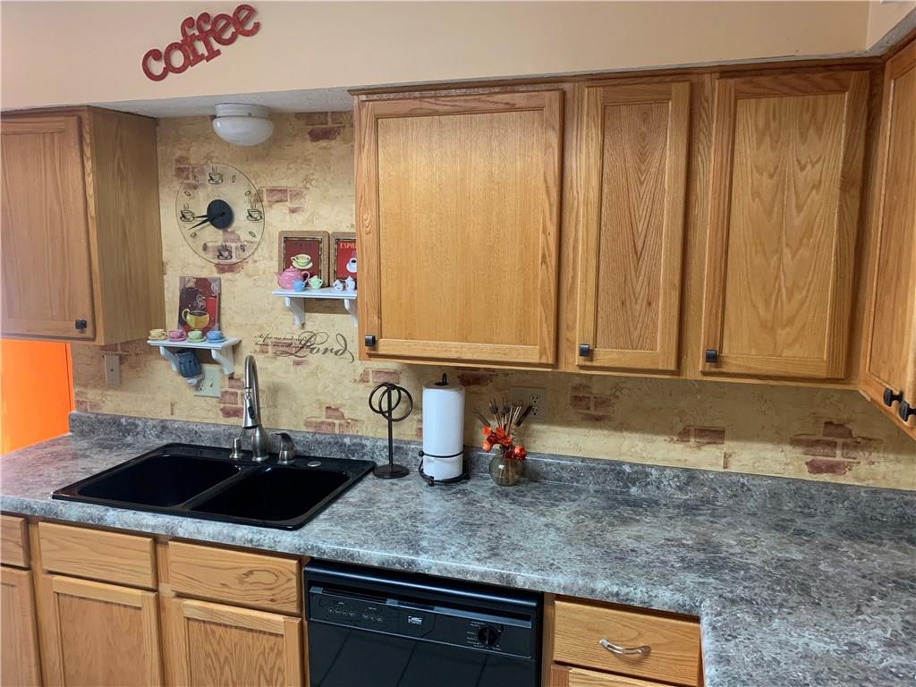 5846 South Franklin Road Indianapolis, IN 46239 - Photo 5 of 24 Gallery Image 5