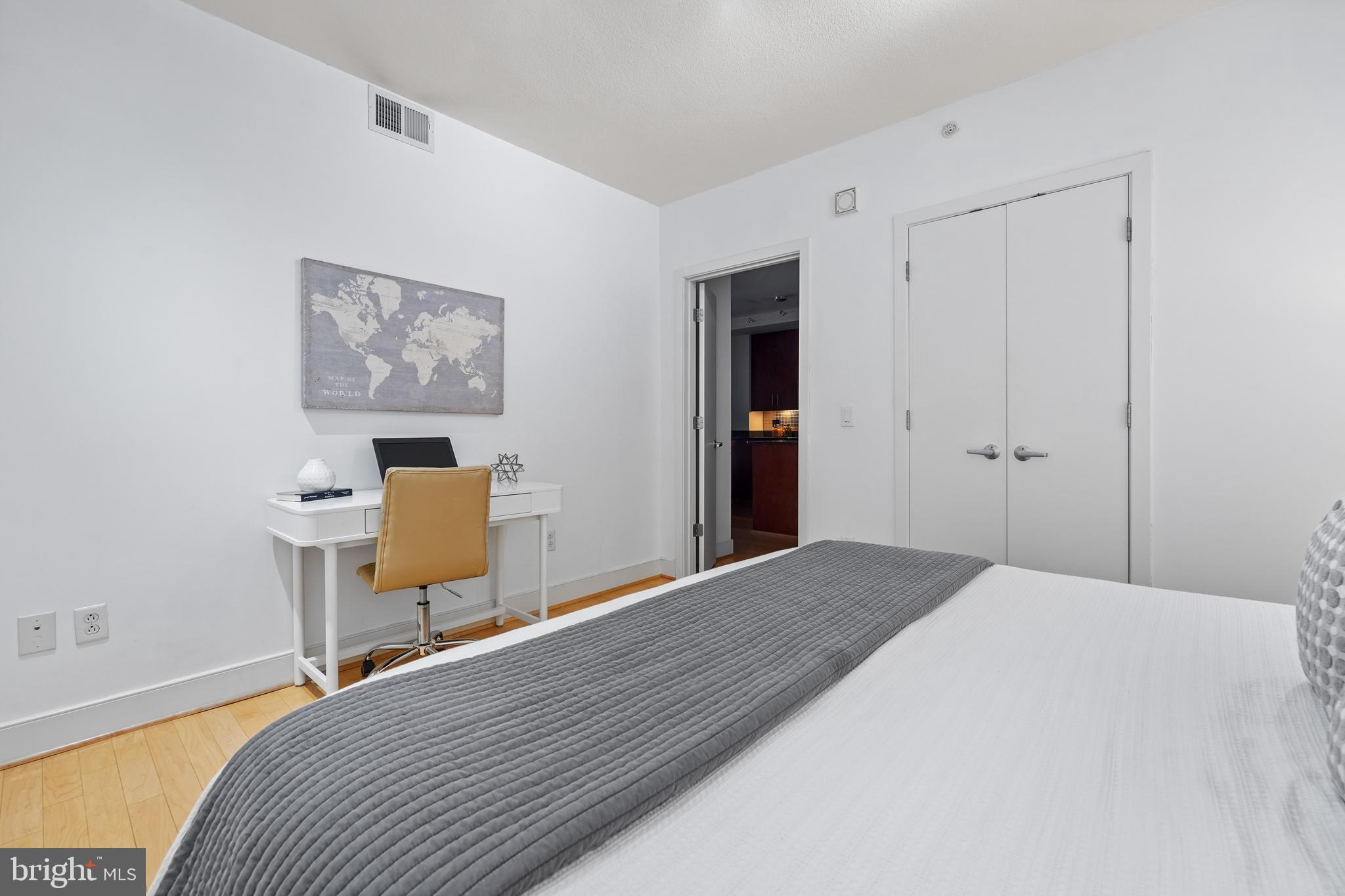 910 M Street Northwest, Unit 618 Washington, DC 20001 - Photo 24 of 47