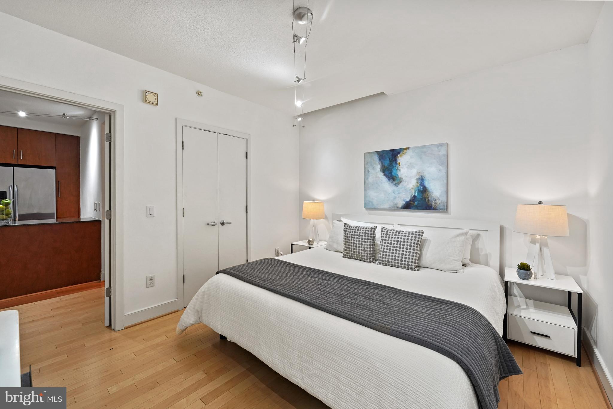 910 M Street Northwest, Unit 618 Washington, DC 20001 - Photo 25 of 47