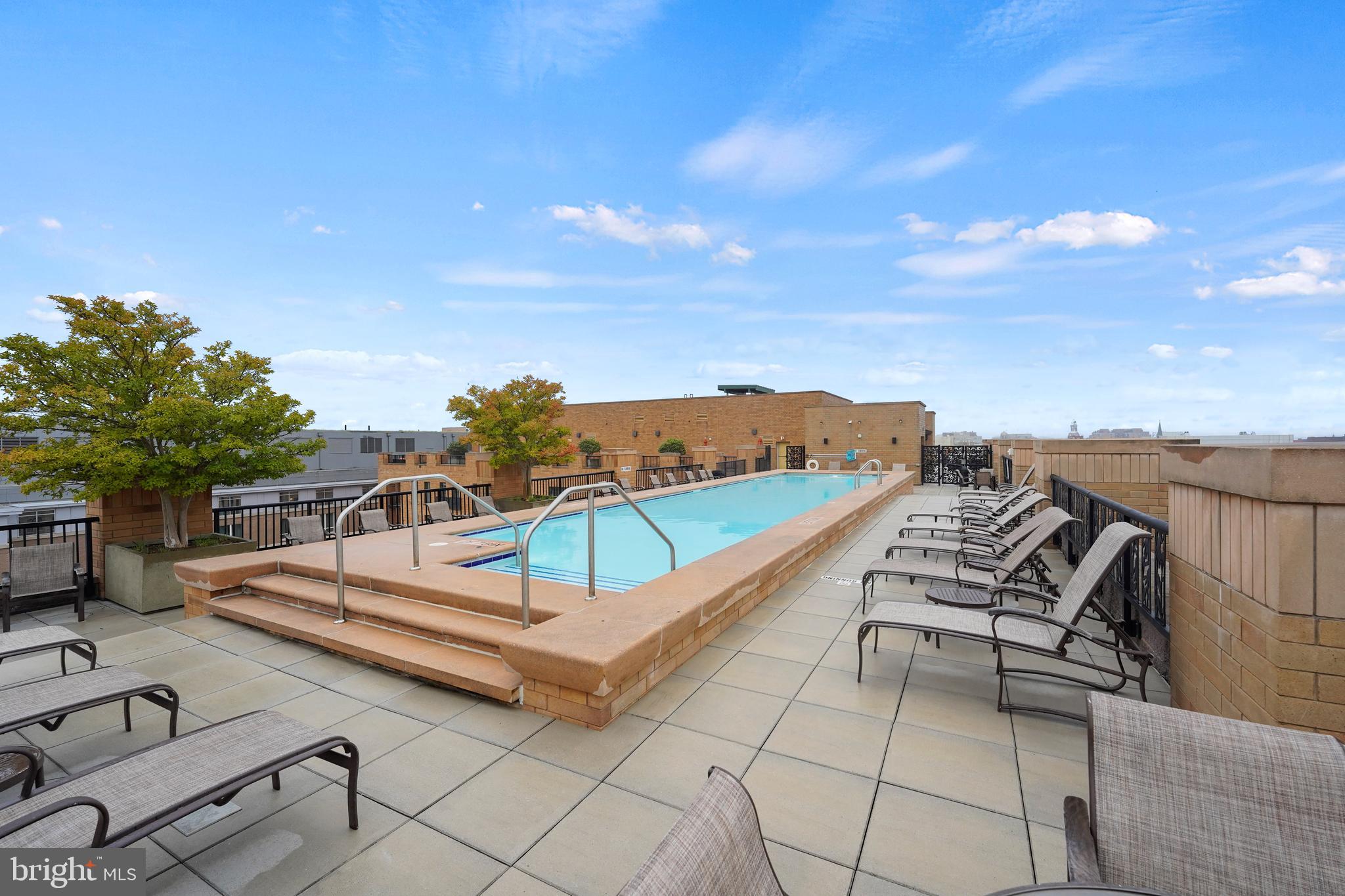 910 M Street Northwest, Unit 618 Washington, DC 20001 - Photo 31 of 47