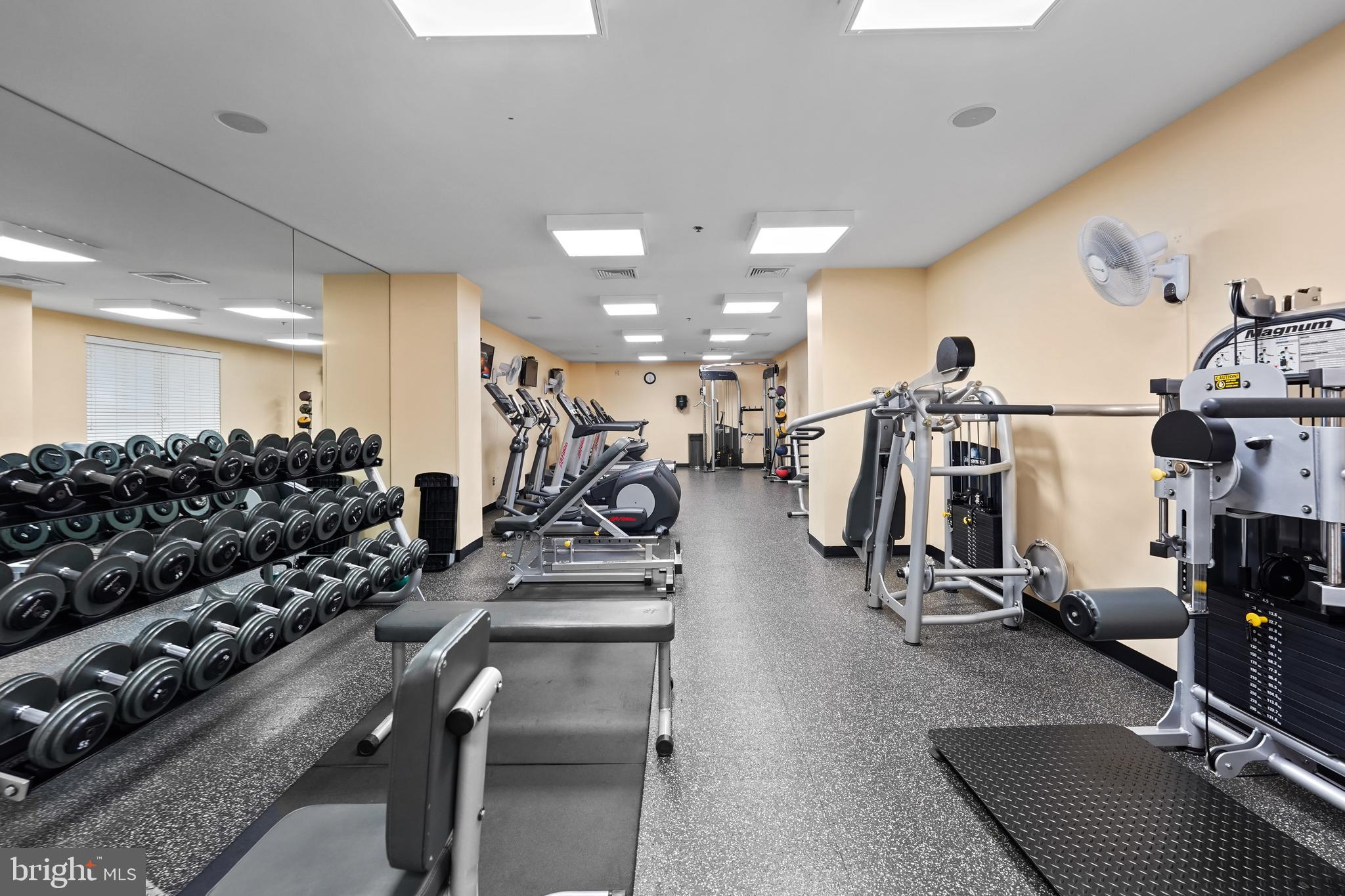 910 M Street Northwest, Unit 618 Washington, DC 20001 - Photo 37 of 47