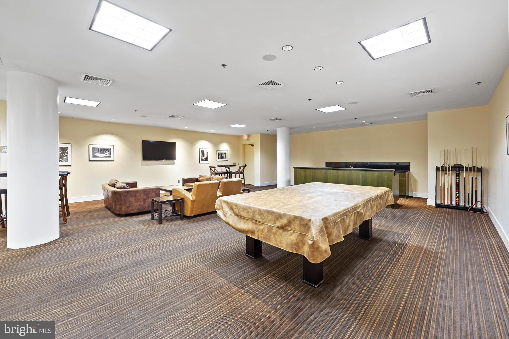 910 M Street Northwest, Unit 618 Washington, DC 20001 - Photo 38 of 47