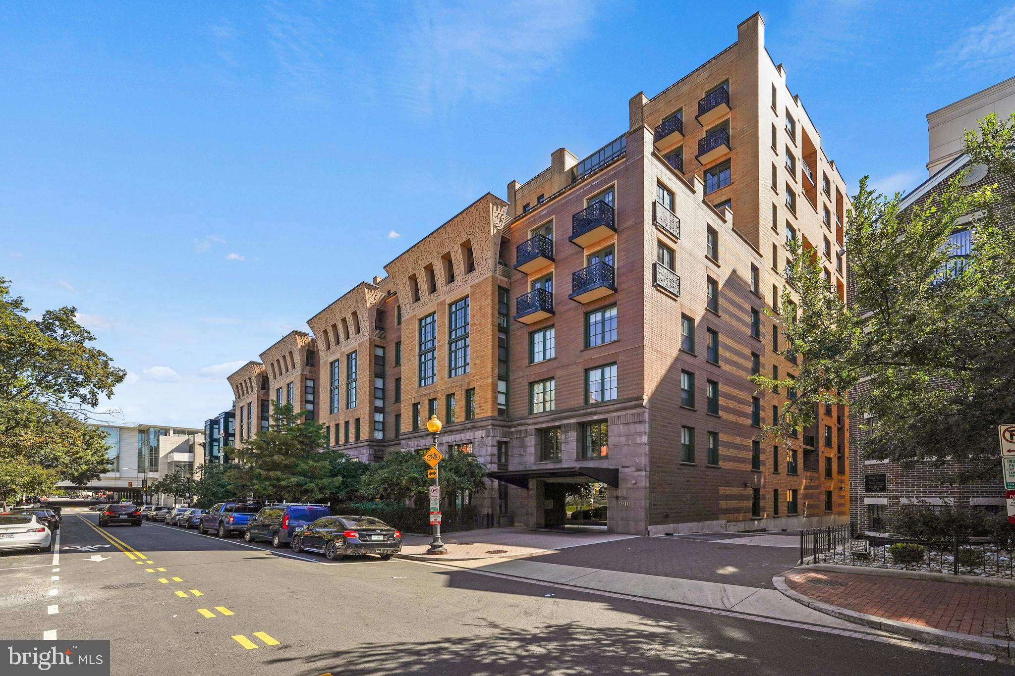 910 M Street Northwest, Unit 618 Washington, DC 20001 - Photo 43 of 47