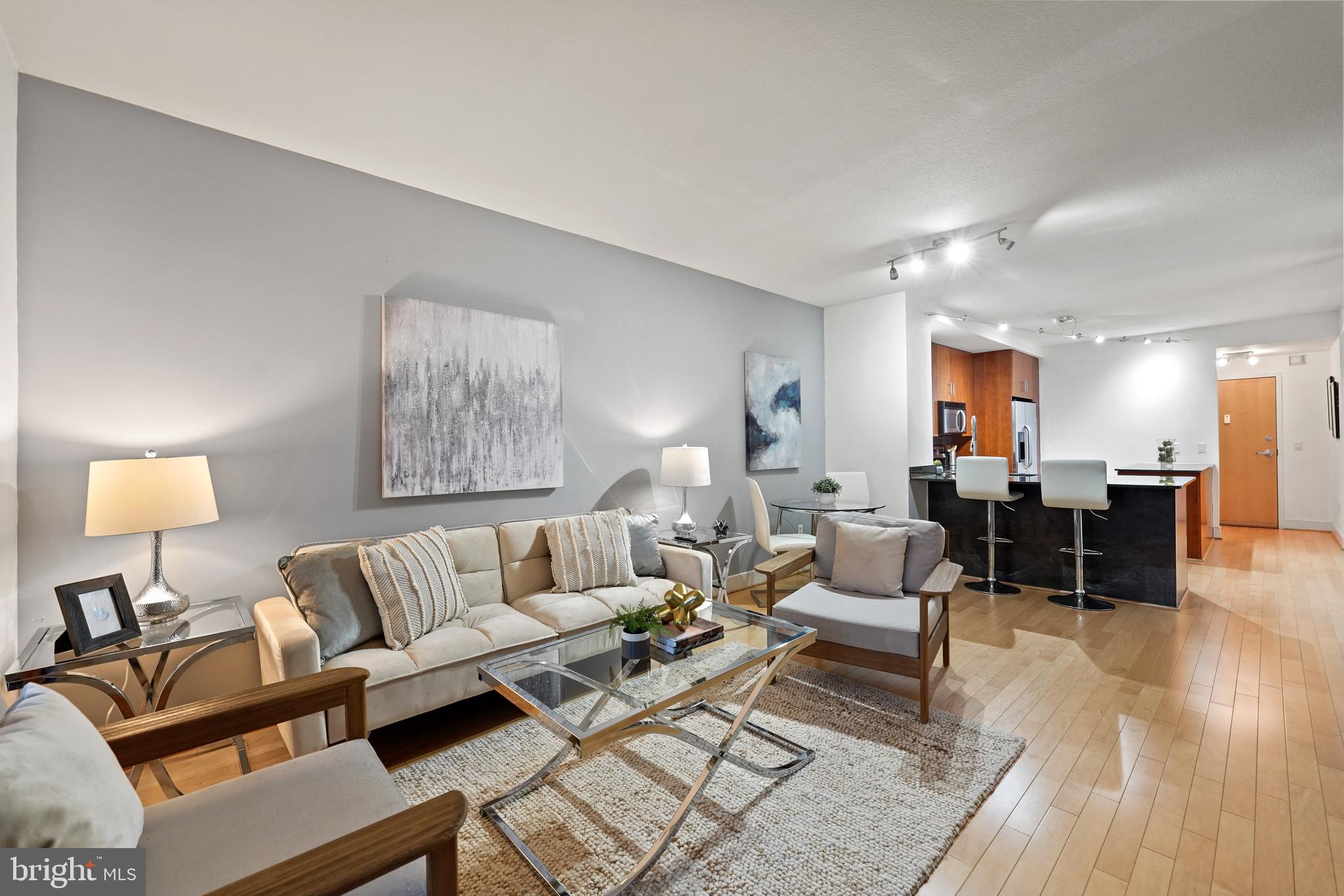 910 M Street Northwest, Unit 618 Washington, DC 20001 - Photo 8 of 47