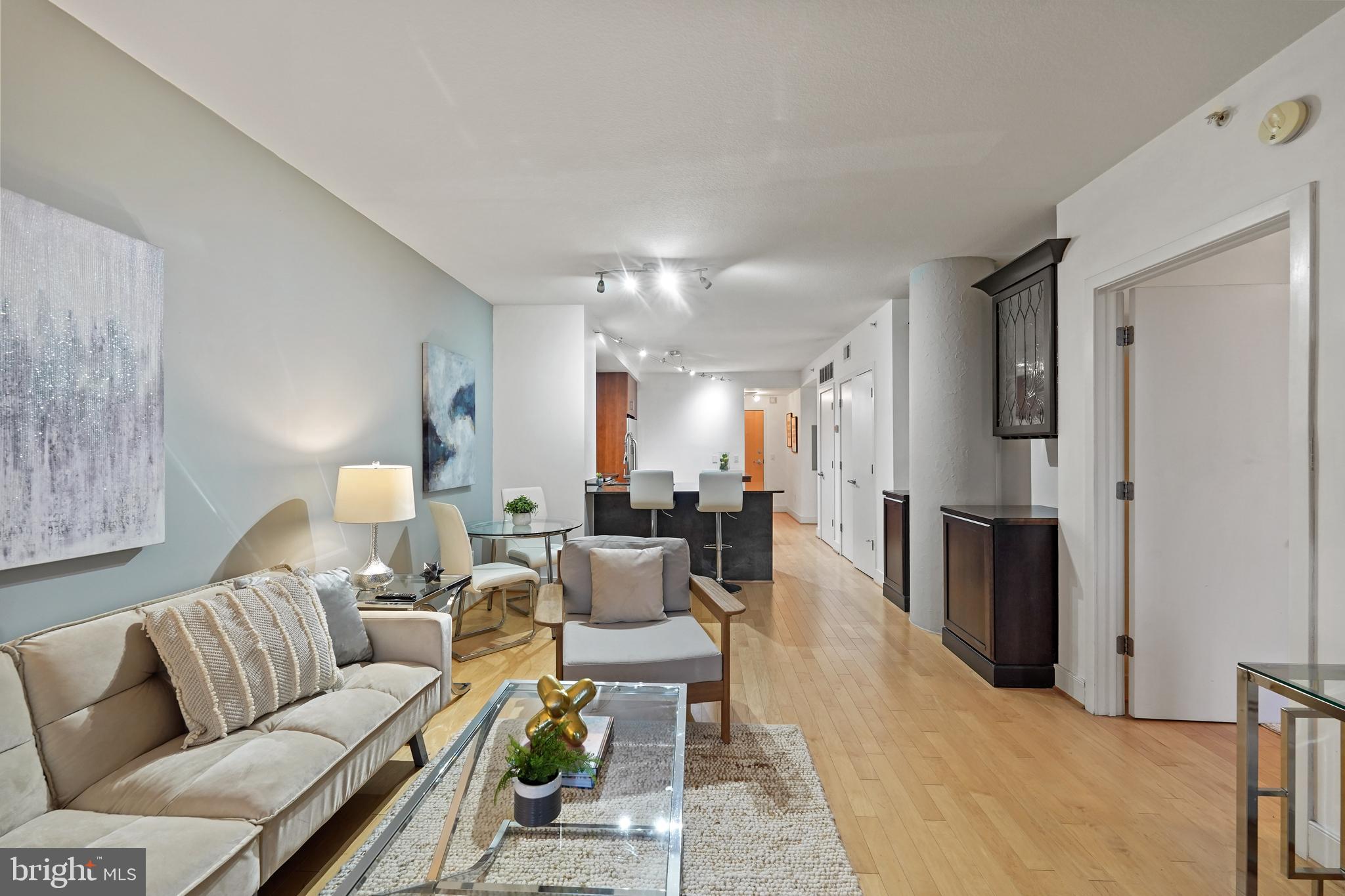 910 M Street Northwest, Unit 618 Washington, DC 20001 - Photo 9 of 47