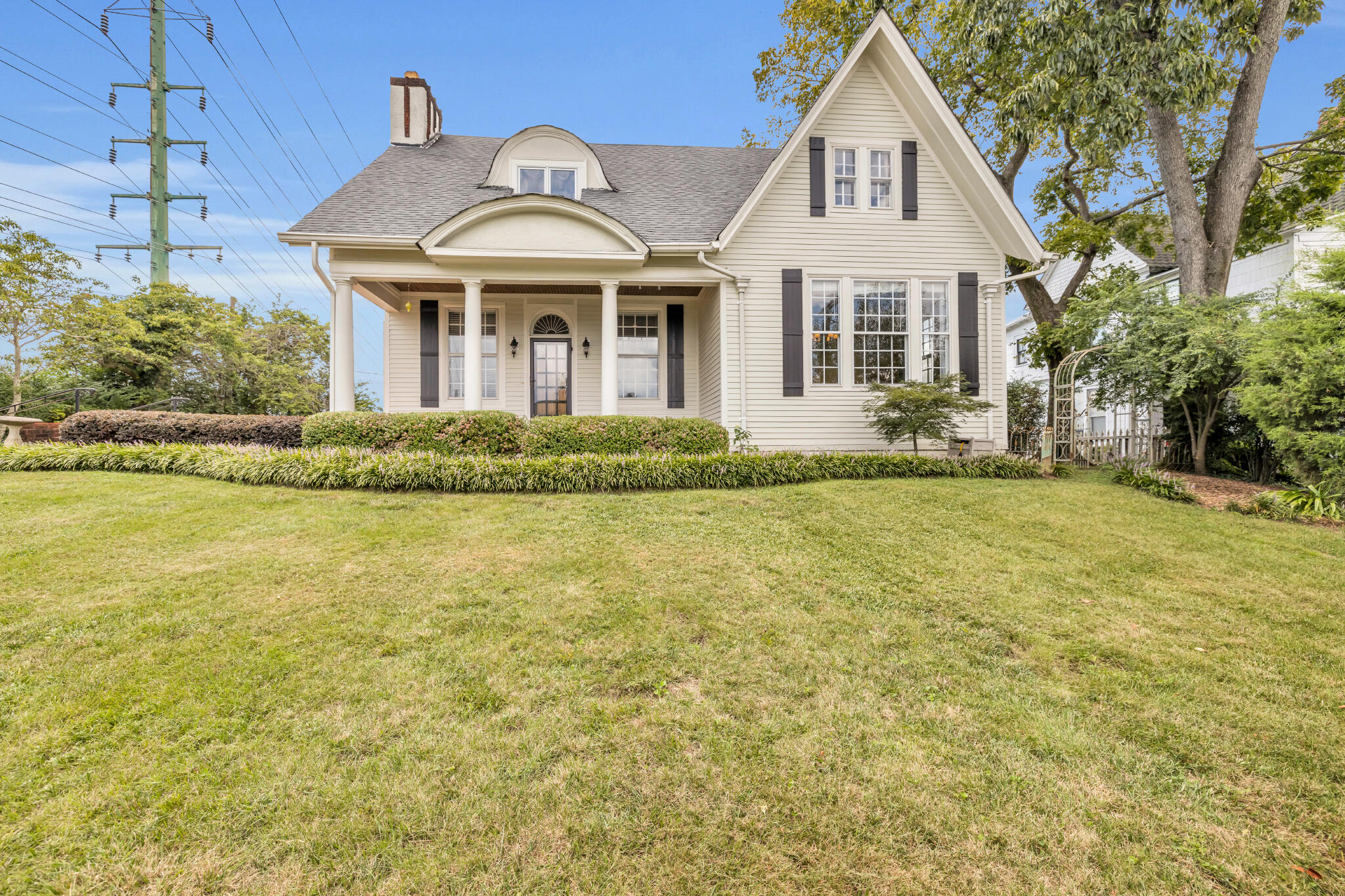 95 South Crest Road Chattanooga, TN 37404 - Photo 8 of 64 4A8A0530