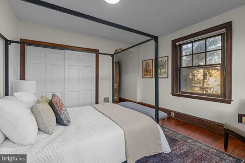 a view of a house with a big yard