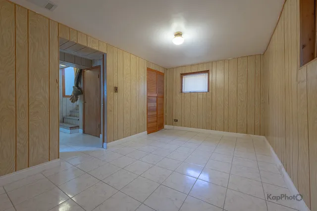 a view of livingroom with hallway